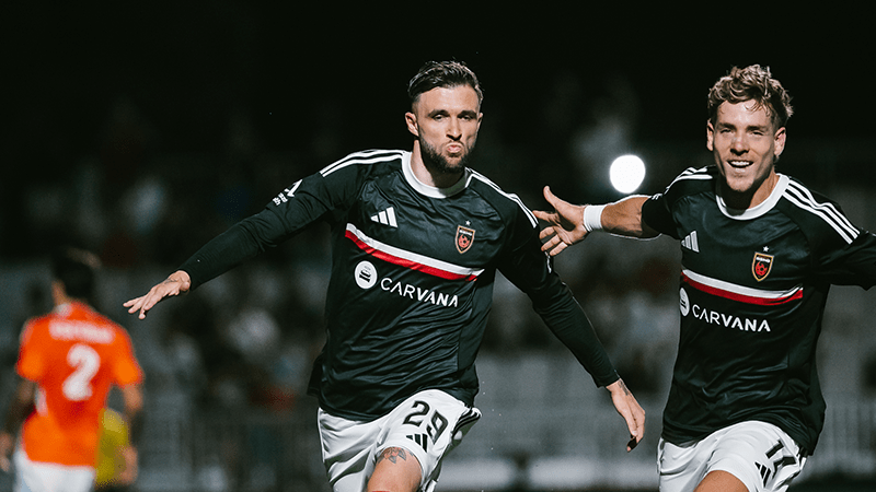 Dariusz Formella and Emil Cuello Celebration